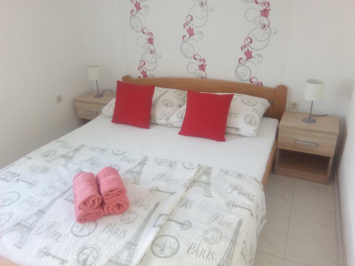 Apartmani Fran Вир Экстерьер фото