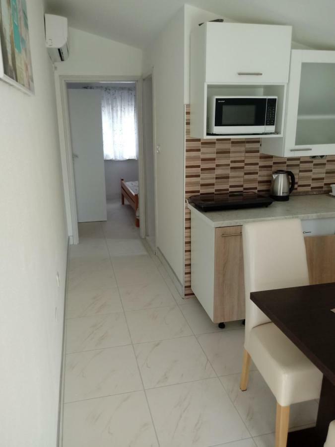 Apartmani Fran Вир Экстерьер фото